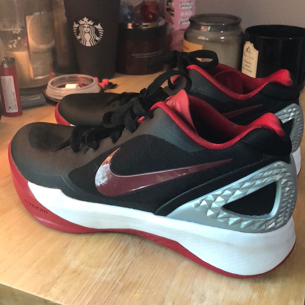 Hyperspike volleyball athletic shoes